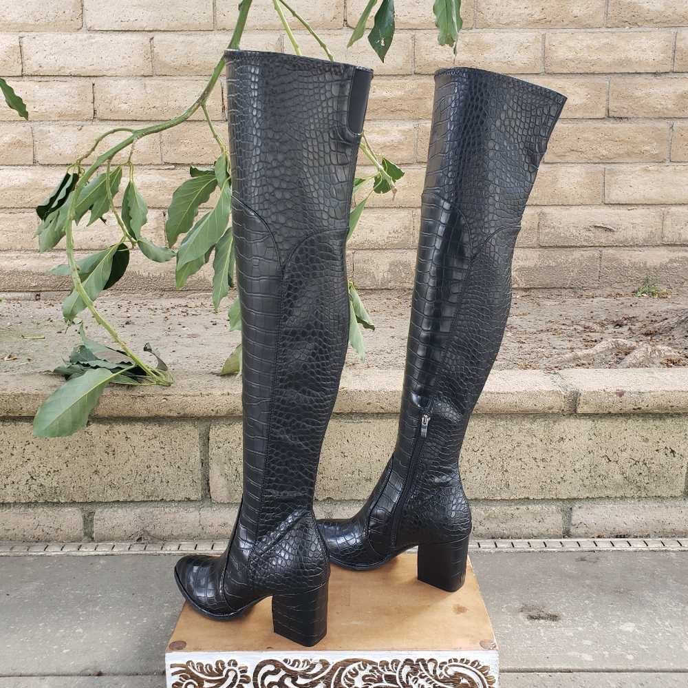 HTF Sassy Fierce Sexy Marc Fisher OTK Black Croc Embossed Boots - Picture 4 of 16